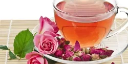 خواص دمنوش گل محمدی در طب سنتی برای لاغری و مضرات آن