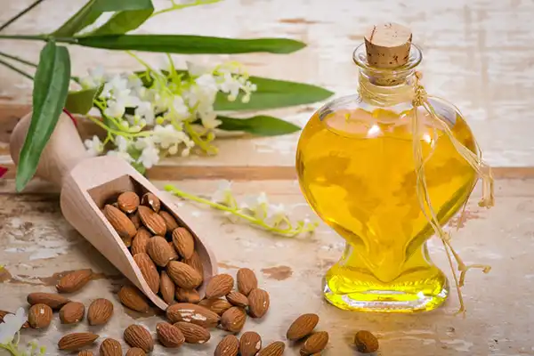 خواص روغن بادام شیرین در طب سنتی برای لاغری و مضرات آن