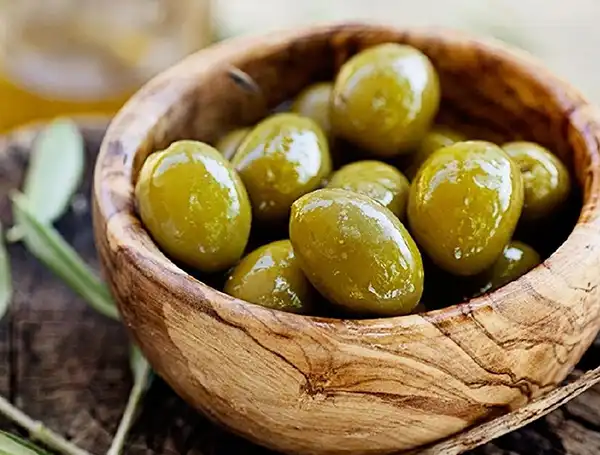 خواص زیتون در طب سنتی برای لاغری و مضرات آن